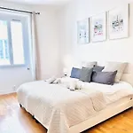 2 Bedroom Flat Center La Croisette Banane Cannes
