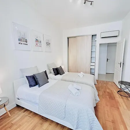 2 Bedroom Flat Center La Croisette Banane Apartment Cannes